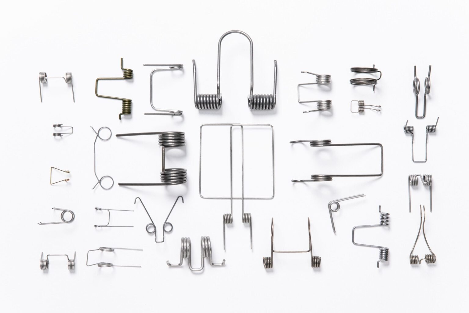Small double torsion springs